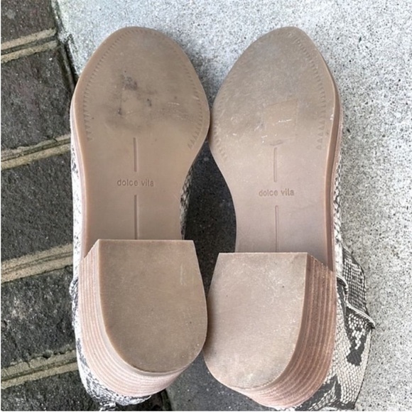 Women’s Dolce Vita Tavin Snakeskin Ankle Boot/Booties.
Size 6.5. Animal print. - Picture 12 of 12